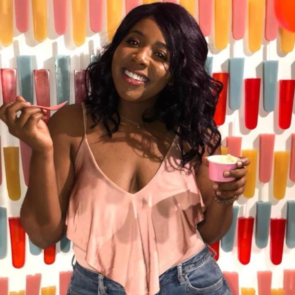 Meet your Posher, Zoë